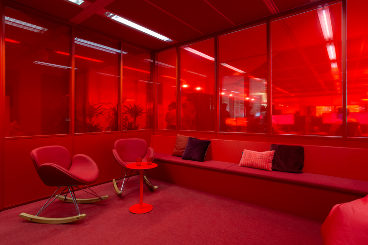 Projectinrichting Allianz Global Assistance The Red Room